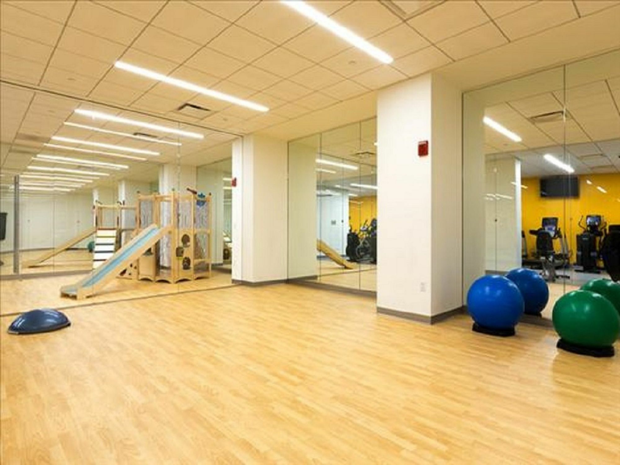 Global Luxury Suites At The Commonwealth Boston Luaran gambar